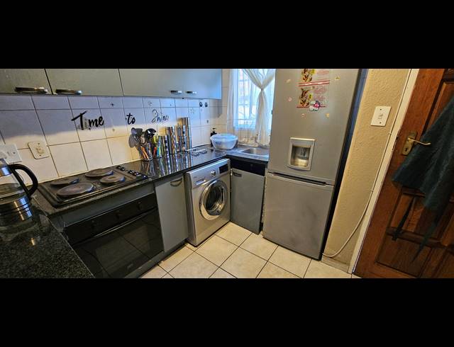 2 BEDROOM TOWNHOUSE FOR SALE IN MEYERSDAL